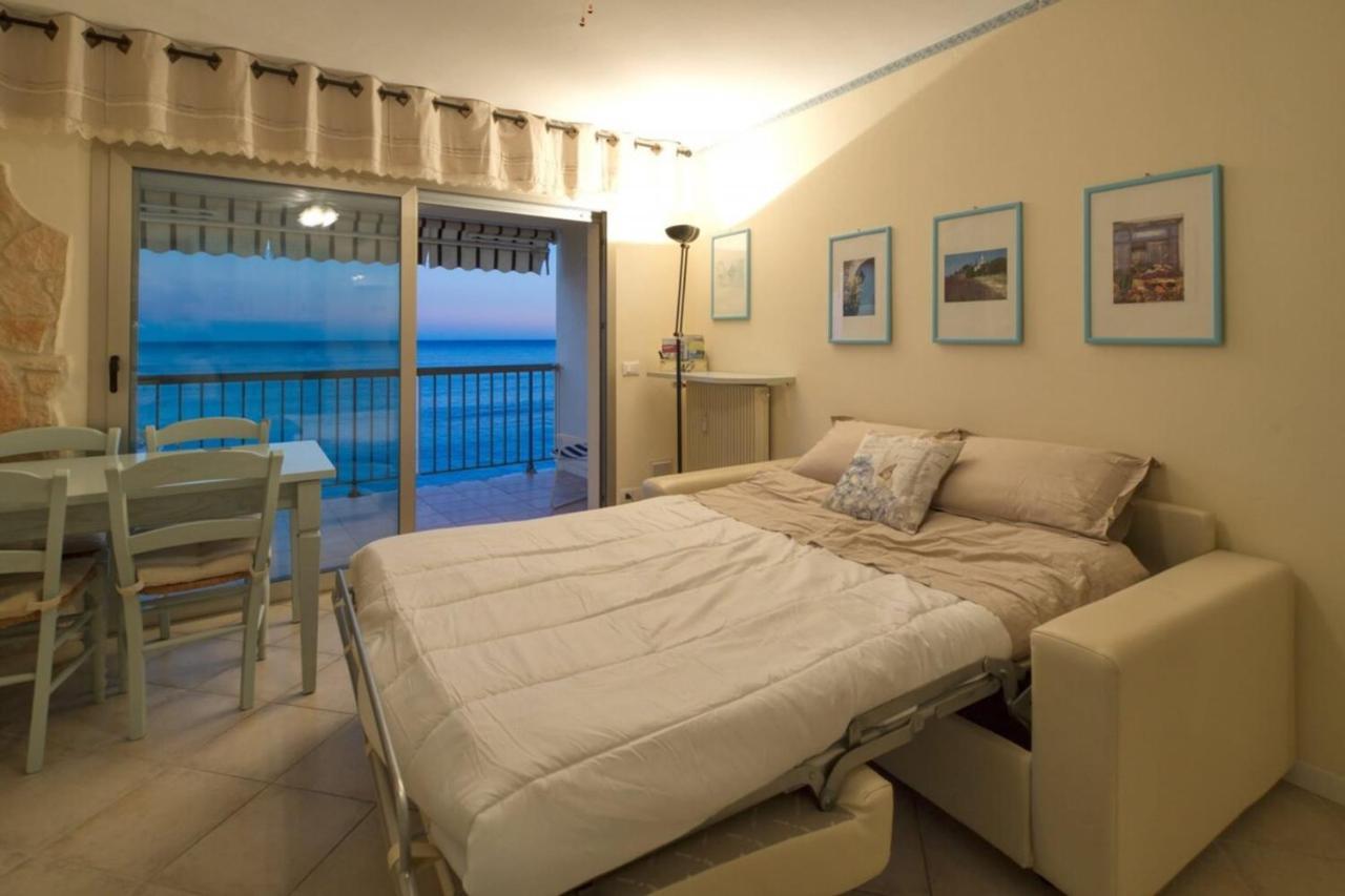 Appartamento Charmant T3 Front De Mer Roccabruna Esterno foto